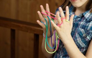 How to play Cat's Cradle (1)