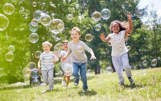 We Love These Tips from Parents for Free Things to Do in the Summer with Kids