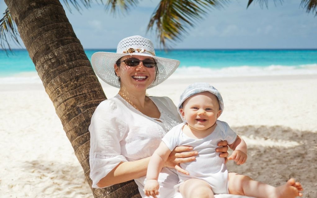 10 Good Reasons to Holiday with a Toddler or Baby