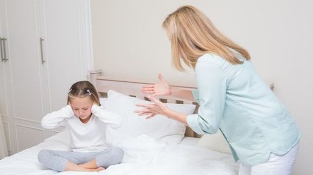 10 Simple Ways for Parents to Stop Themselves Yelling at Kids