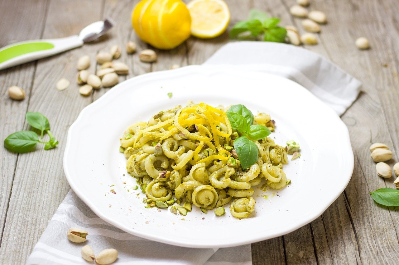 10 Tempting Vegetarian Pasta Recipes Perfect for Family Dinner
