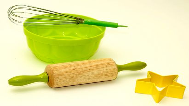10 Tips for Stress-Free Cooking with Kids
