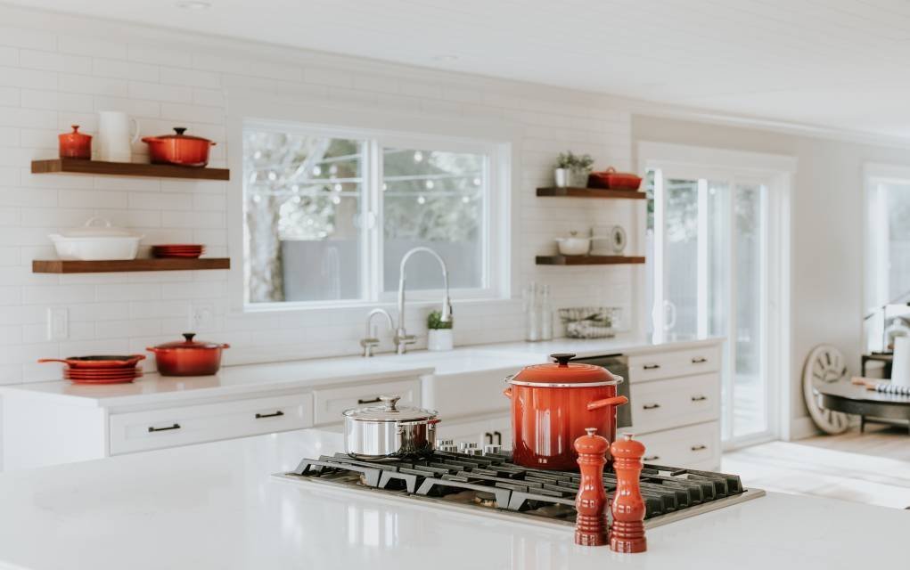 11 Clever Cleaning Hacks Guaranteed to Make Your House Sparkle