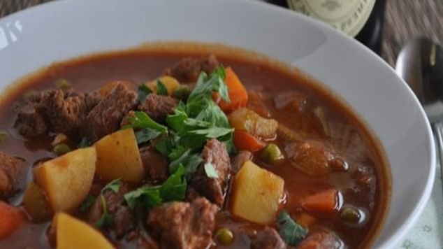 14 More Easy Slow Cooker Recipes The Family Will Devour