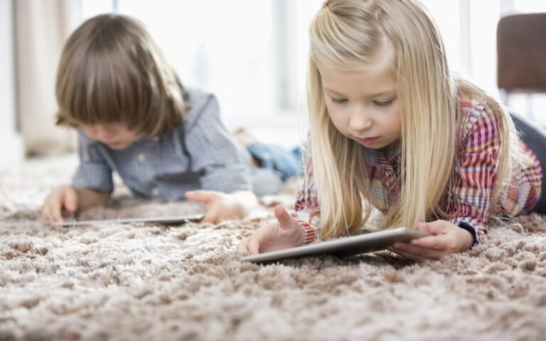 5 Tips for Parents on Tablet and Smartphone Online Safety