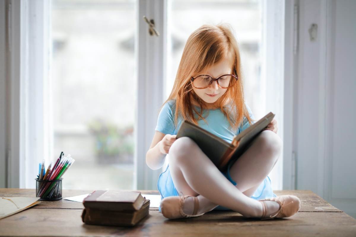 6 Ways Your Child Will Benefit from Becoming a Bookworm