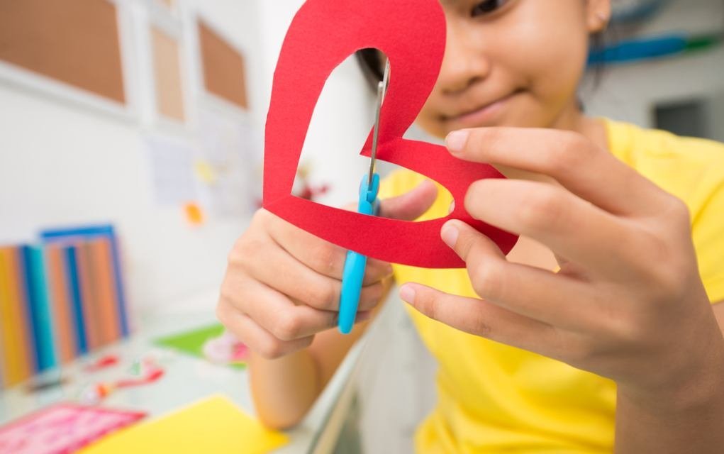 Fall in Love with These 7 Cute Valentines Crafts for Kids