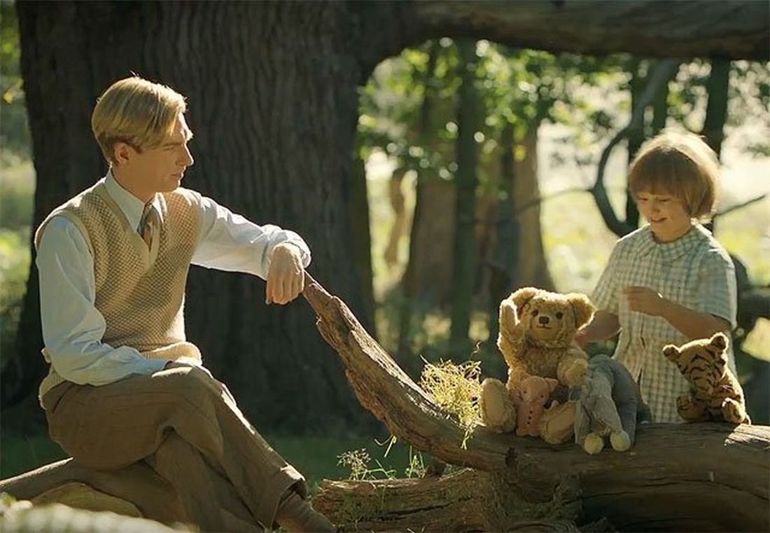 Goodbye Christopher Robin Trailer