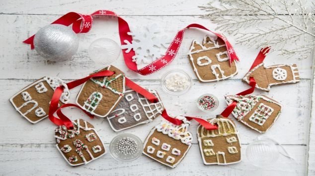 Bake a Stunning Gingerbread Village