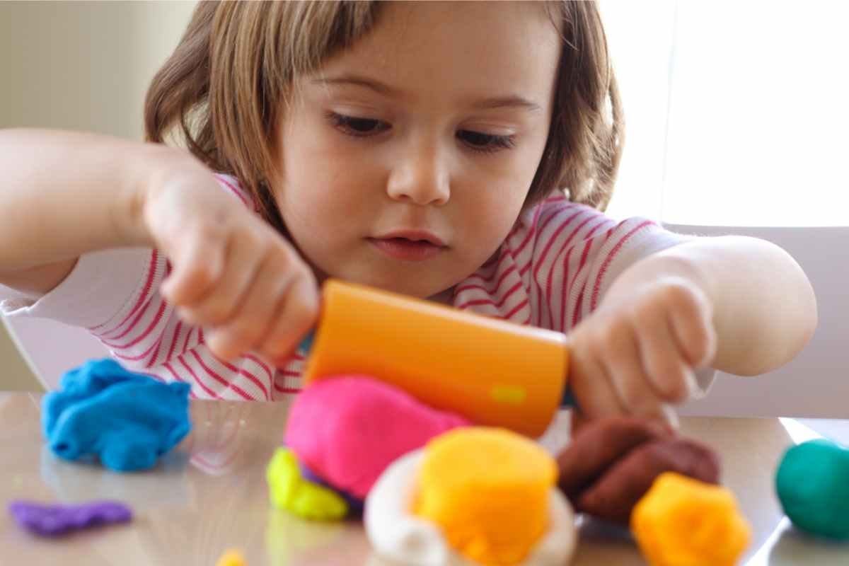 Creative Messy Play Ideas for Kids to Make this Autumn
