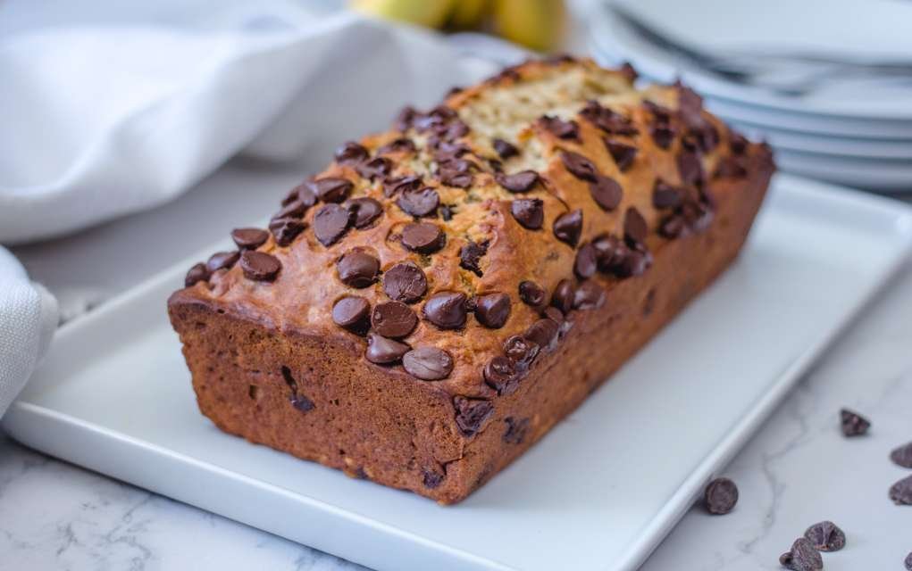 Easy Banana Cake With Chocolate Chips
