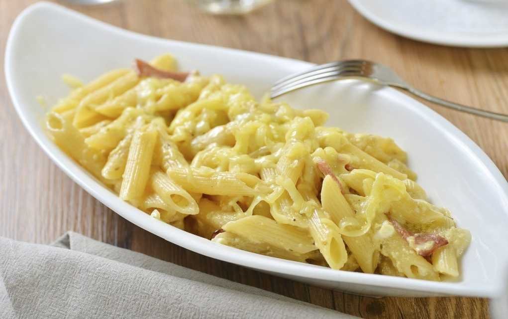 Easy Peasy Macaroni Cheese (y)