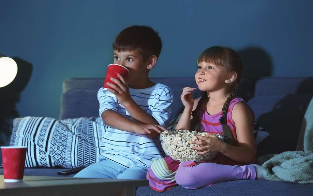 12 Fantastically Fun Family Movies to Rent Online (No Sign Up Needed!)