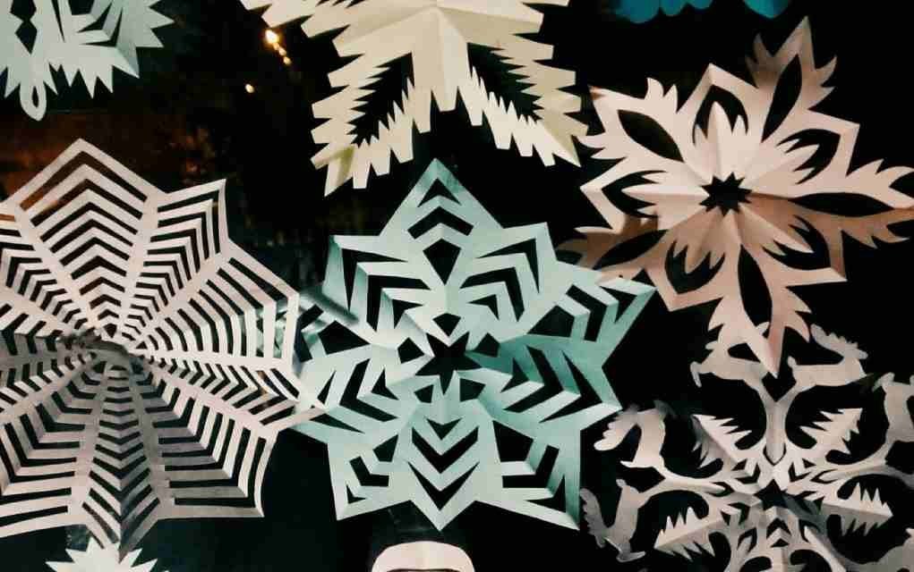 How To Make Paper Snowflakes