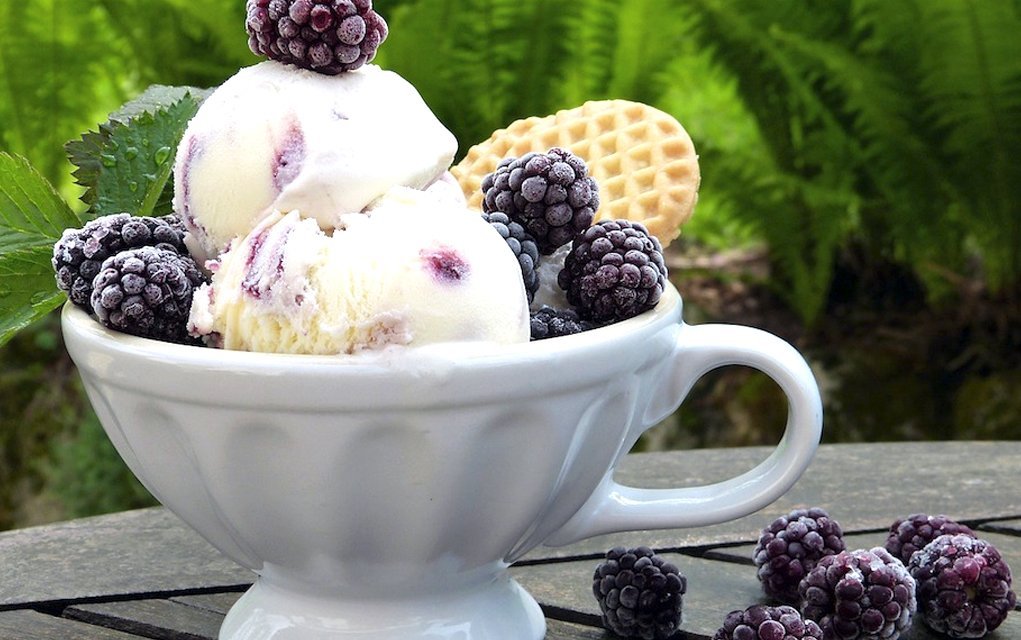 How to Create Homemade Ice Cream in 15 Minutes