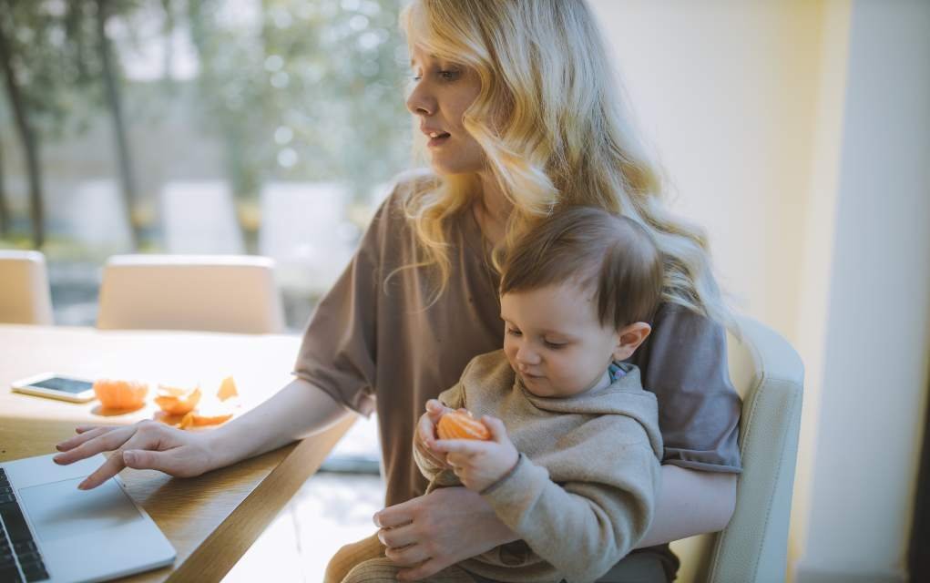 How To De-Stress During Stressful Times: Essential Tips For Parents