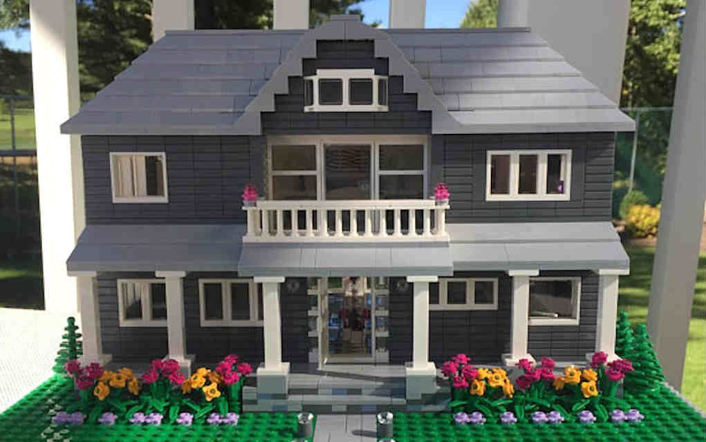 Get a Detailed LEGO Model of Your Own House – So Cool!