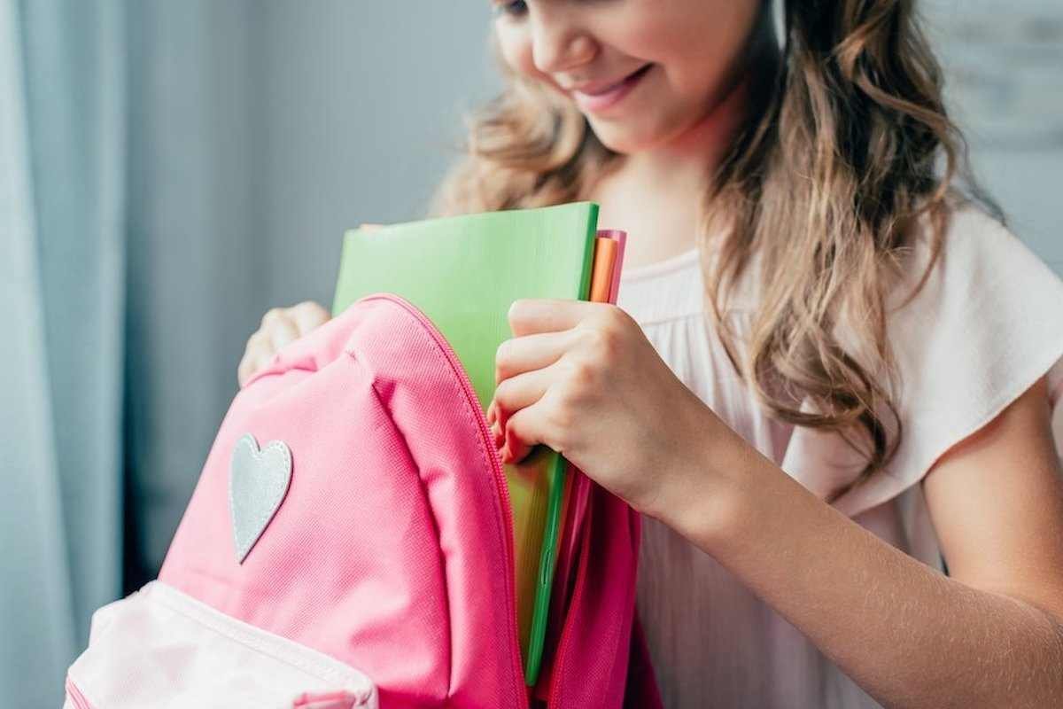 Parents Share Their 5 Top Tips for Buying School Books