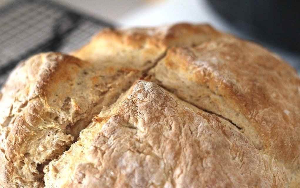 Quick and Easy Traditional Recipe for Irish Soda Bread