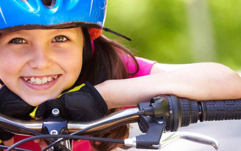 These Simple Bike Helmet Safety Tips Will Help Protect Your Child