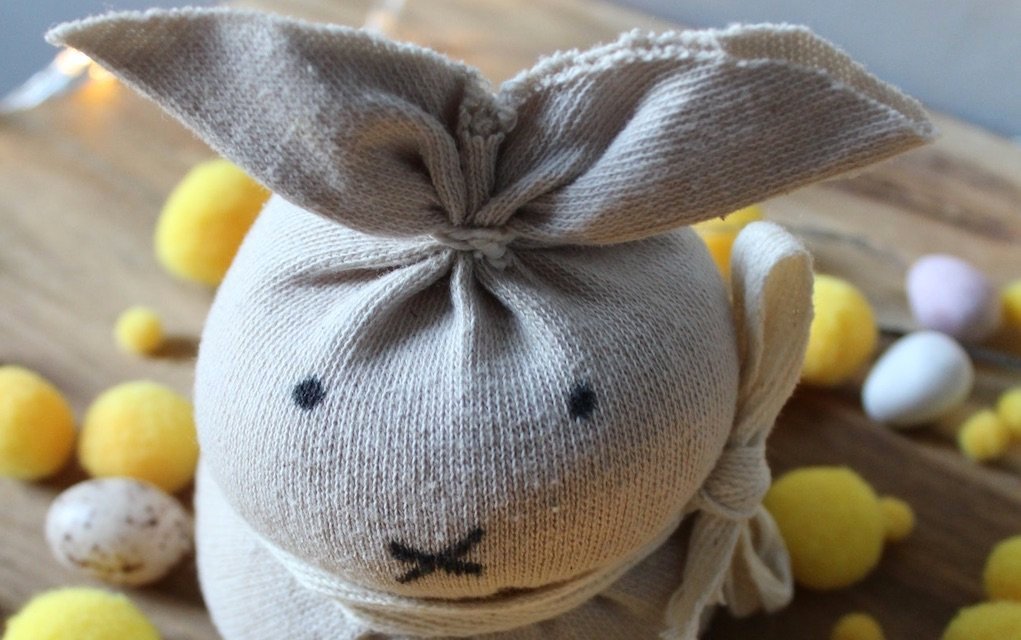 Sock Animals – A Clever Way to Repurpose Single Socks!