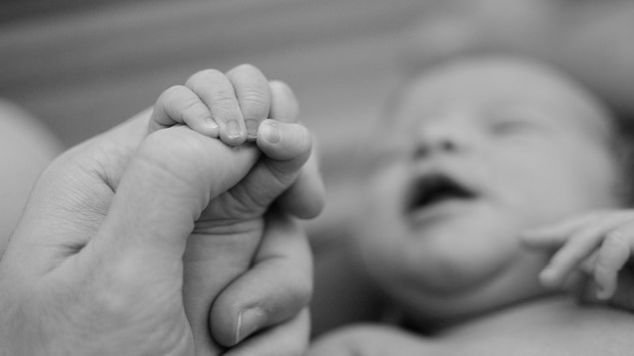 Tips for Partners on Supporting Baby Breastfeeding