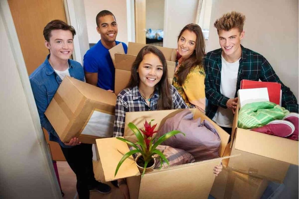 What do You Need for Starting College? Student Accommodation Essentials Checklist