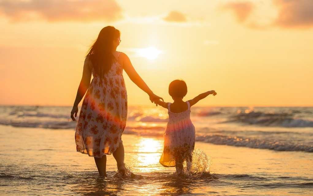 When Your Mother Says She’s Fat: Thoughts On Body Hatred