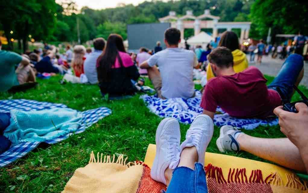 Where to Enjoy Outdoor Theatre and Cinema with the Family In Ireland